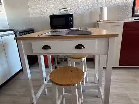 studio meublé à perros-guirec  proximité immédiate du port