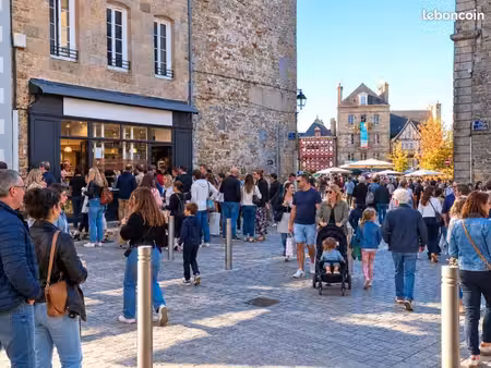 local commercial guingamp centre 20m2