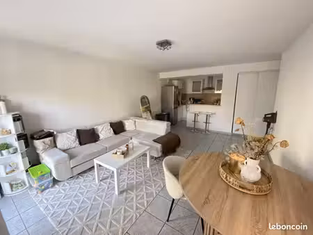 appartement 2 pièces 55 m²