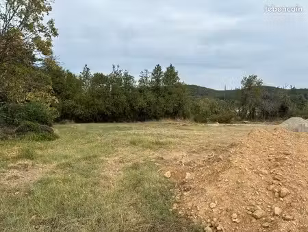 terrain constructible 866 m2