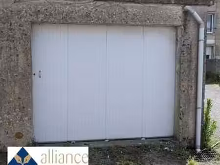 location garage box et parking à vire (14500) : à louer / 18m² vire