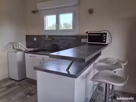 t2 meublé 45 m² à marguerittes