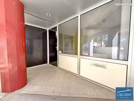 bureaux 105 m² vauvert