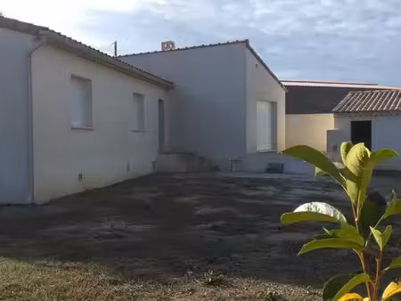 ? maison neuve à finir – terrain rare avec puits toute l’année