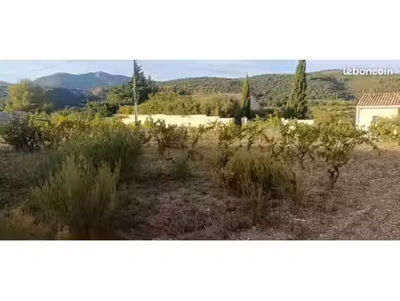 terrain constructible 453 m²