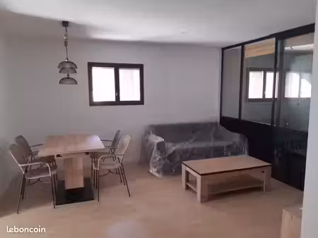 a louer appartement 52m² meublé