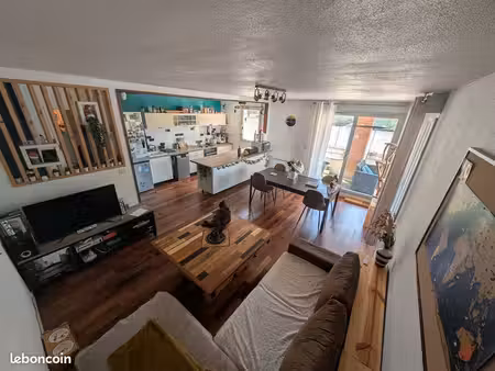 apt t3 62m2 garage château de l'hers