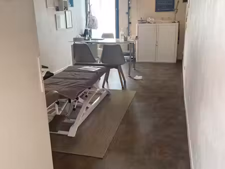 local professionnel dans centre commercial à l'union