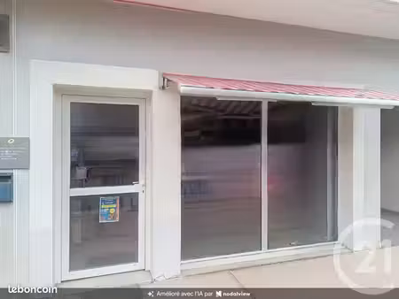 local commercial 42 m²