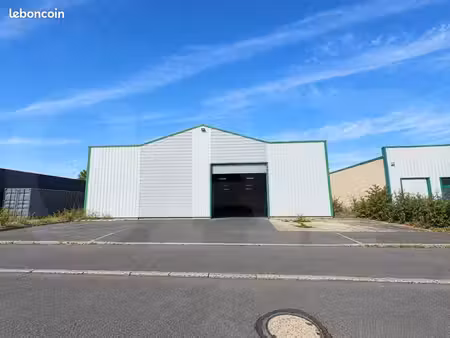 local 500 m²