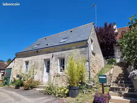 jolie maison de ville  meublée  au calme  montlouis sur loire