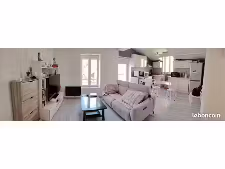 t2 meublé 41 5 m² – lumineux  calme et sans vis-à-vis – saint-jean-de-moirans