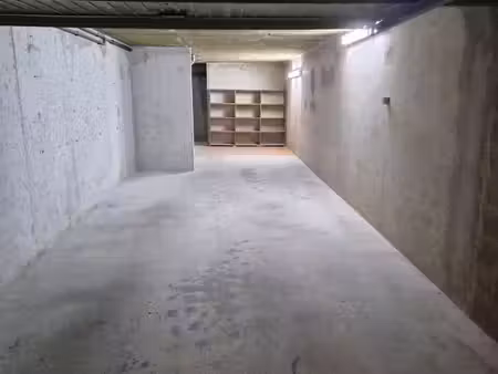 garage / local de stockage à louer – env. 47 m²