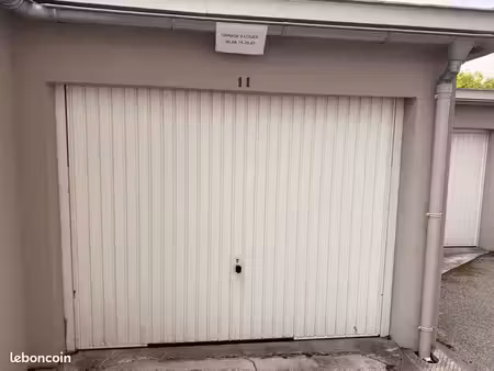 location garage 17m2