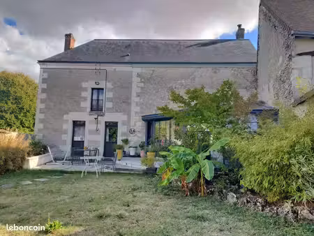 maison rénovée de 175 m² • grange • jardins • cœur de bourg