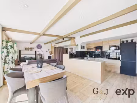 théoule-sur-mer – maison 7 pièces vue mer  deux appartements