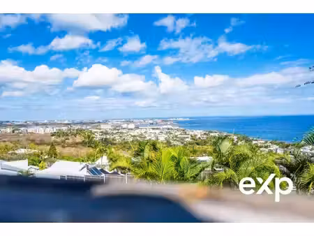 naïa — villa 5 pièces avec vue mer et piscine  la possession