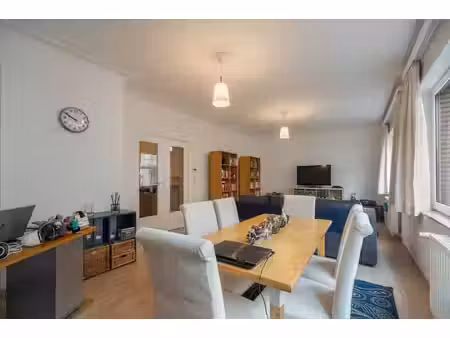 appartement 2 ch  1040 etterbeek  peb c