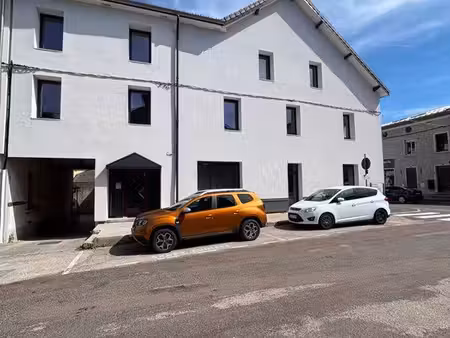 rare immeuble 440 m² au cœur du haut-jura – investissement locatif