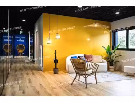 location bureaux caudan 56850 193m²