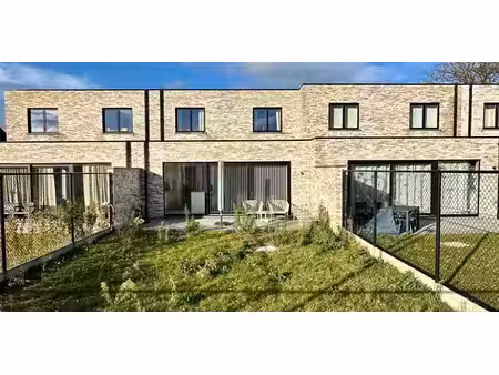 maison à louer à varsenare pour € 1.350 avec 3 chambres à coucher