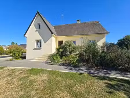 vente maison au bourgneuf-la-forêt (53410) : à vendre / 136m² le bourgneuf-la-forêt