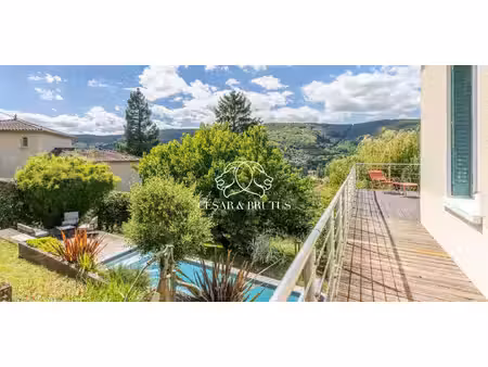 villa avec piscine et jardin rochetaillée-sur-saône (69)