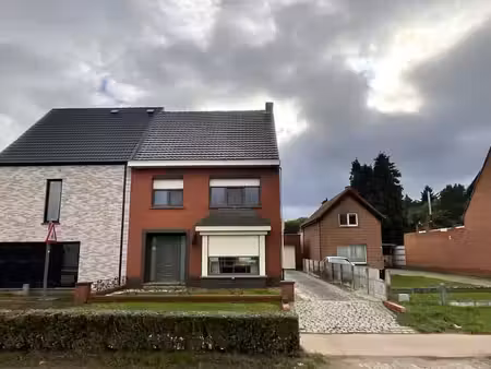 gerenoveerde halfopen woning met 3 slaapkamers in vorselaar