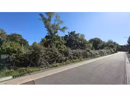 terrain en zone d'activité économique mixte