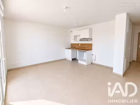 studio 1 pièce 31 m²