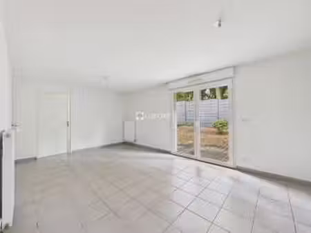 vente appartement 3 pièces à pont-l'abbé (29120) : à vendre 3 pièces / 58m² pont-l'abbé
