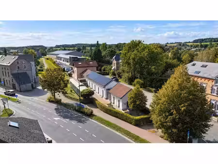 ancienne gare de hamois – bâtiment commercial avec salle de