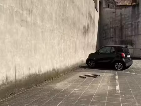 hôtel des monnaies - emplacement de parking ! libre de suite