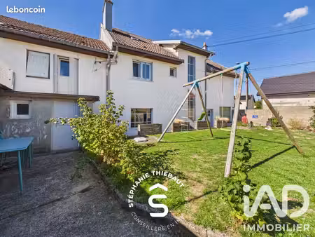 maison familiale 10 pièces 243 m²