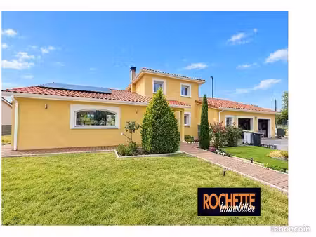 maison 6 pièces 157 m²