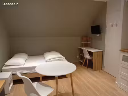 studio meublé 16m2