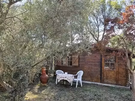 chalet meublé indépendant au milieu des oliviers –ventabren proche d’aix-en-provence – 800
