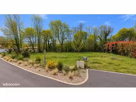 terrain à bâtir 779 m² – tosse – emplacement rare  au calme et sans vis-à-vis