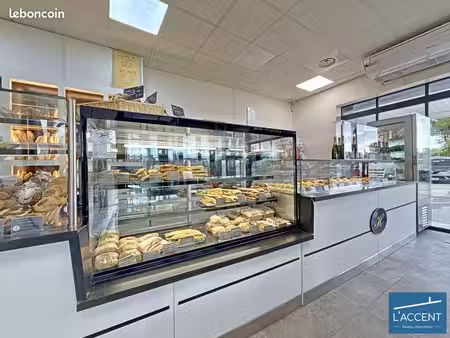 boulangerie  pâtisserie  sandwicherie 124 m² lunel