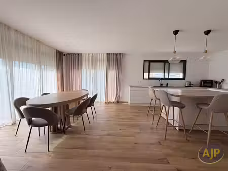 maison sautron 7 pièce(s) 143.7 m2