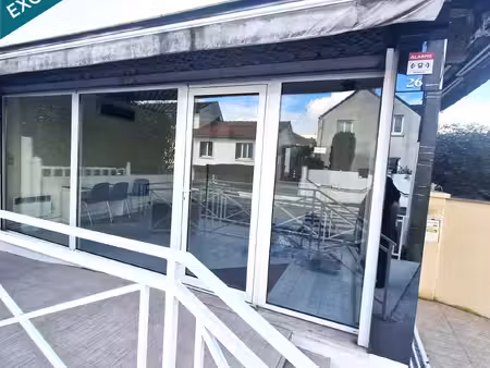 chilly mazarin : proche toutes commoditités  local commercial