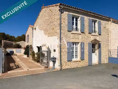 maison en pierre 5 chambres avec piscine et dépendance