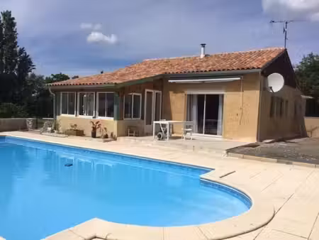 maison à la campagne