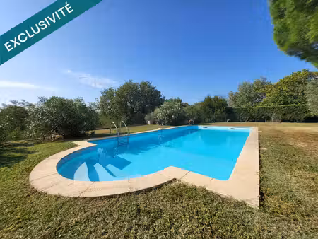 grand jardin arboré  piscine  vue sur la campagne!