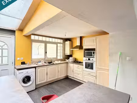 maison proche des commerces