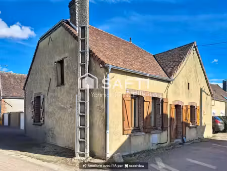 maison de pays  plain pied  grenier aménageable !
