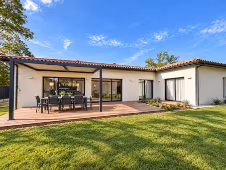 rare ! maison contemporaine de plain pied t5 neuve avec des
