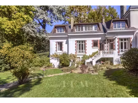 maison de luxe à vendre dans le quartier canclaux - mellinet