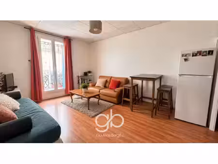 mèze centre-ville duplex idéal investissement ou premier