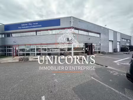 location entrepôt 583m²